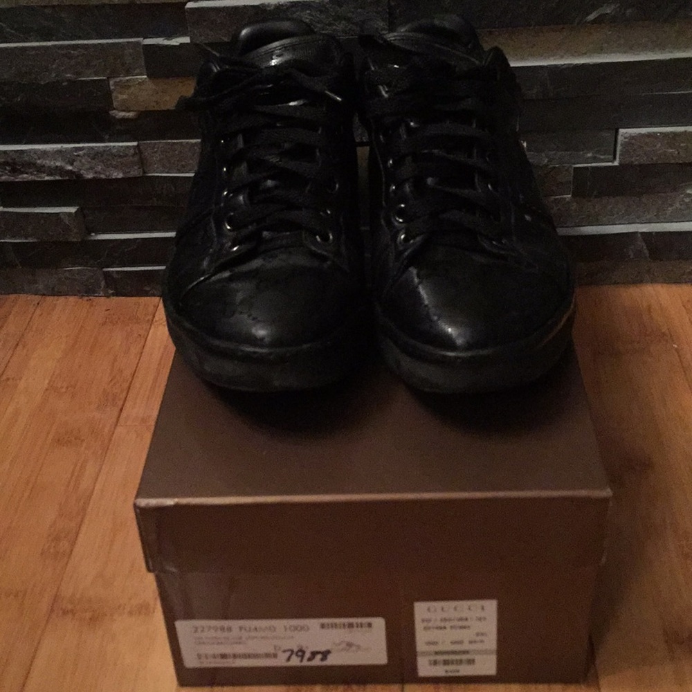 Authentic Gucci men’s blk sneaker sz 9.5
